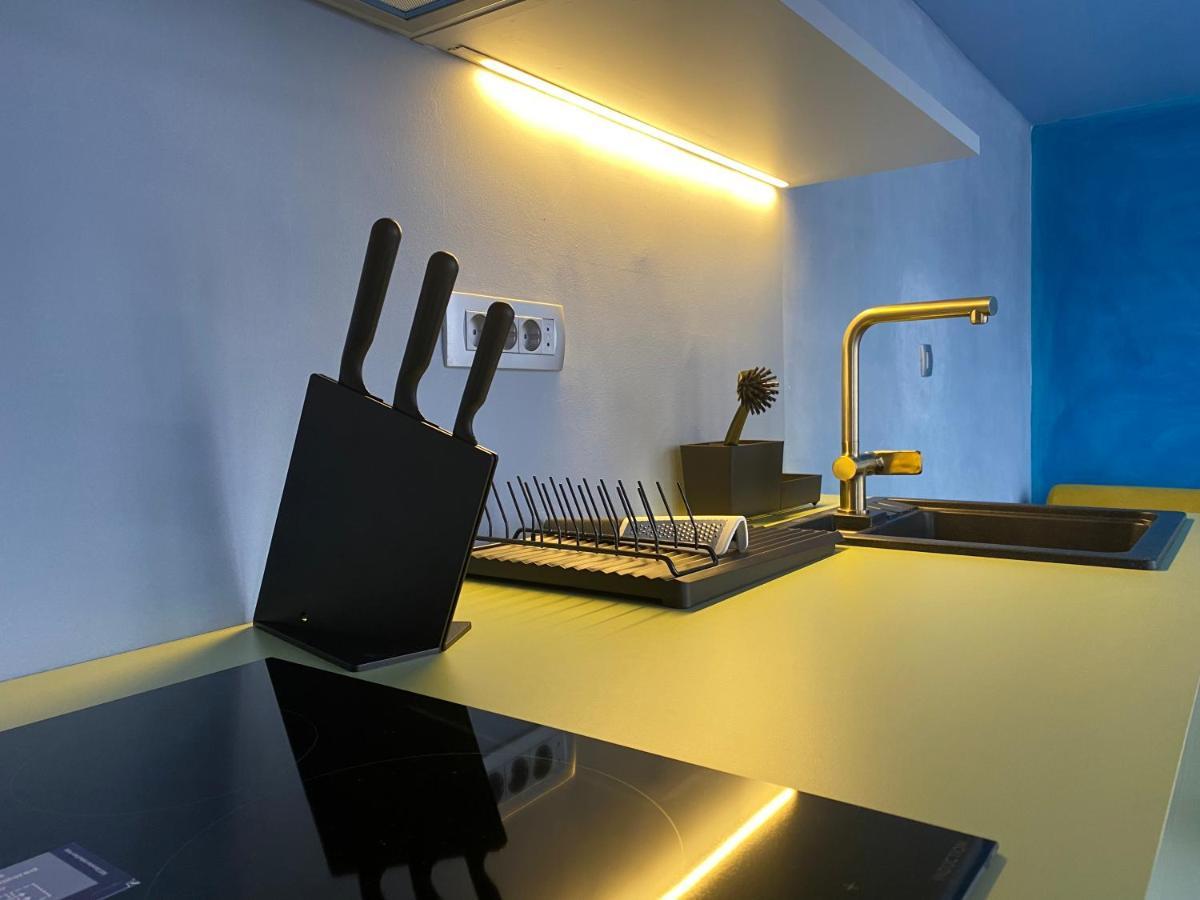 Tomosmatik Apartments Koper By Locap Group Eksteriør billede